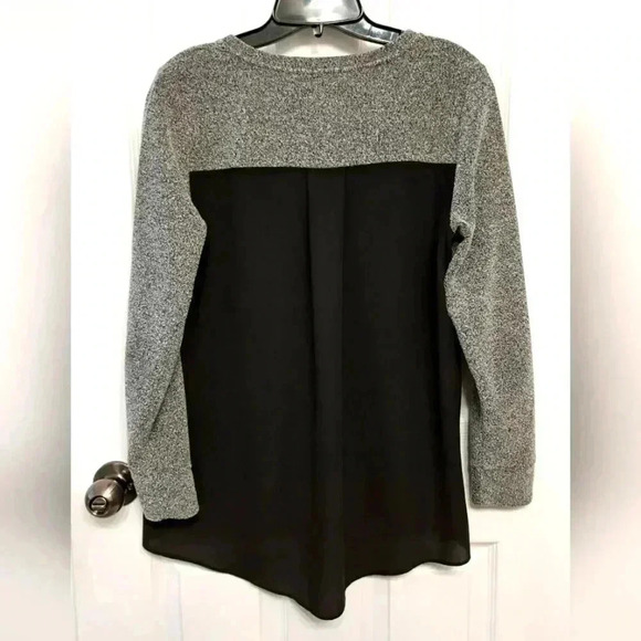❤️ Joe Fresh Long Sleeved V-neck Top Women's Small Grey and  Black Knit - Picture 13 of 14